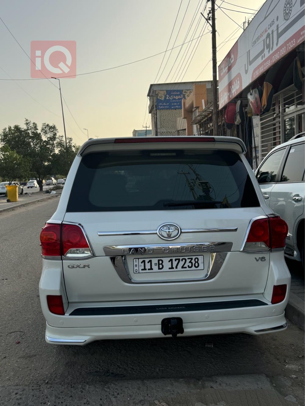تۆیۆتا لاند کروزەر